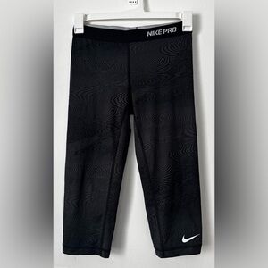 Nike Pro Dri-Fit Capri Leggings Black Gray Print Size M